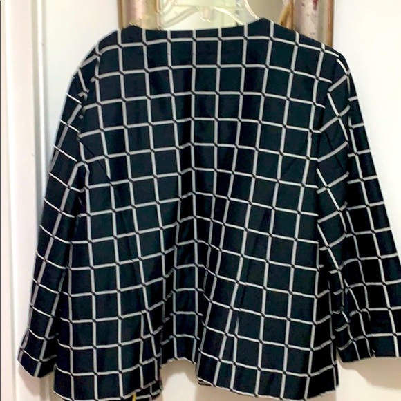 Chapter Club - Picture 6 of 7